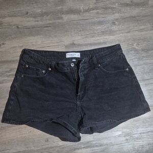 Abercrombie Women's Black Denim Shorts